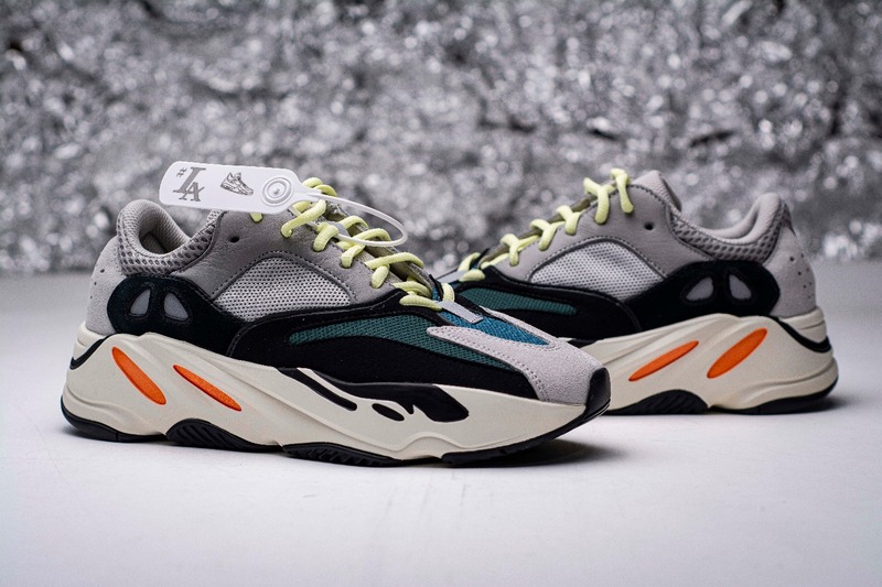 yeezy 700 “wave runner” replica