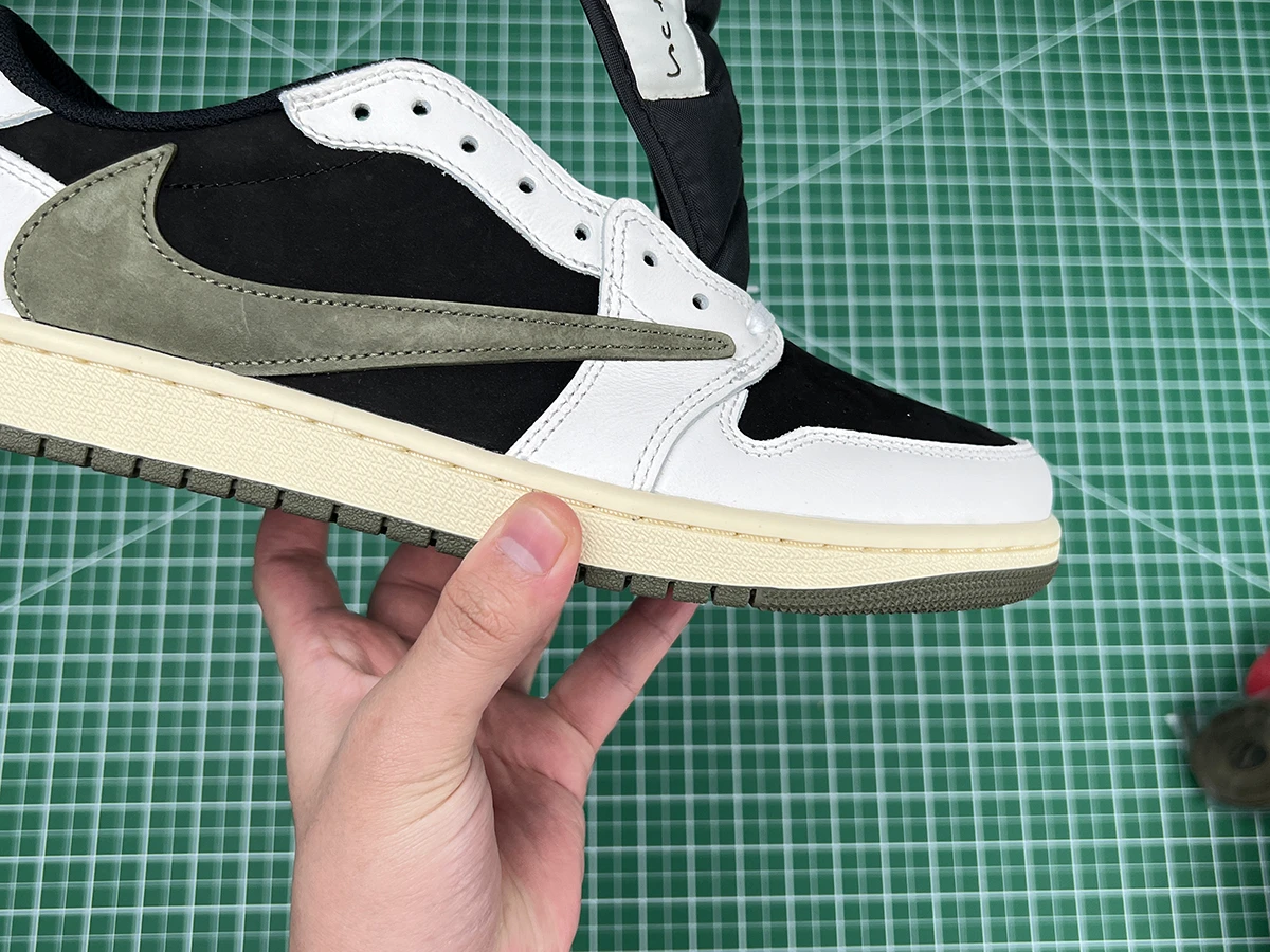 travis scott air jordan 1 low og “olive” quality reps