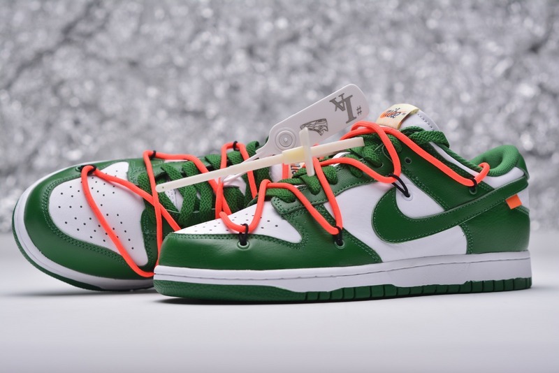 dunk low off-white pine green