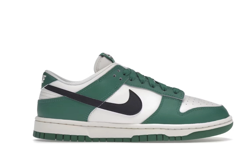 dunk low se lottery pack malachite green