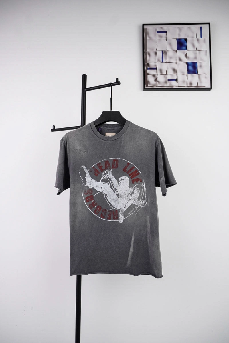 gallery dept record print t-shirt