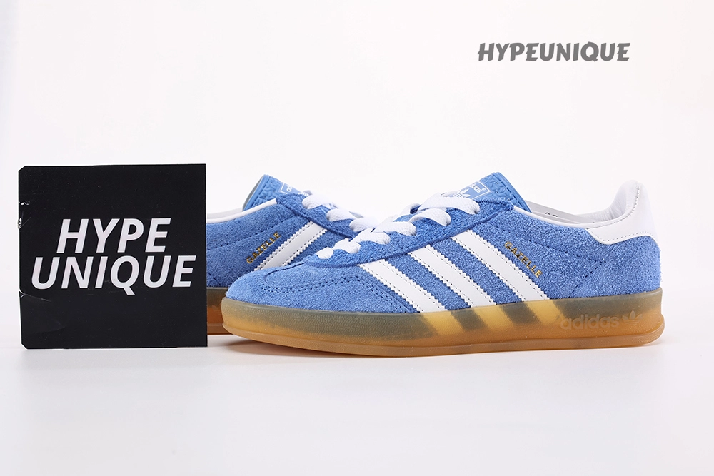 Ad*s gazelle indoor blue fusion gum