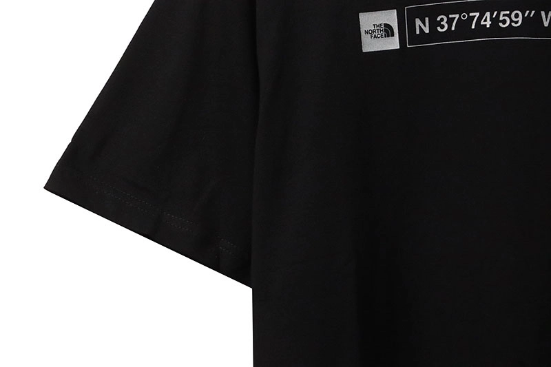 the north face coordinates printed t-shirt