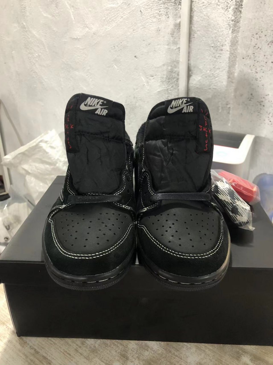 low travis scott black phantom sale